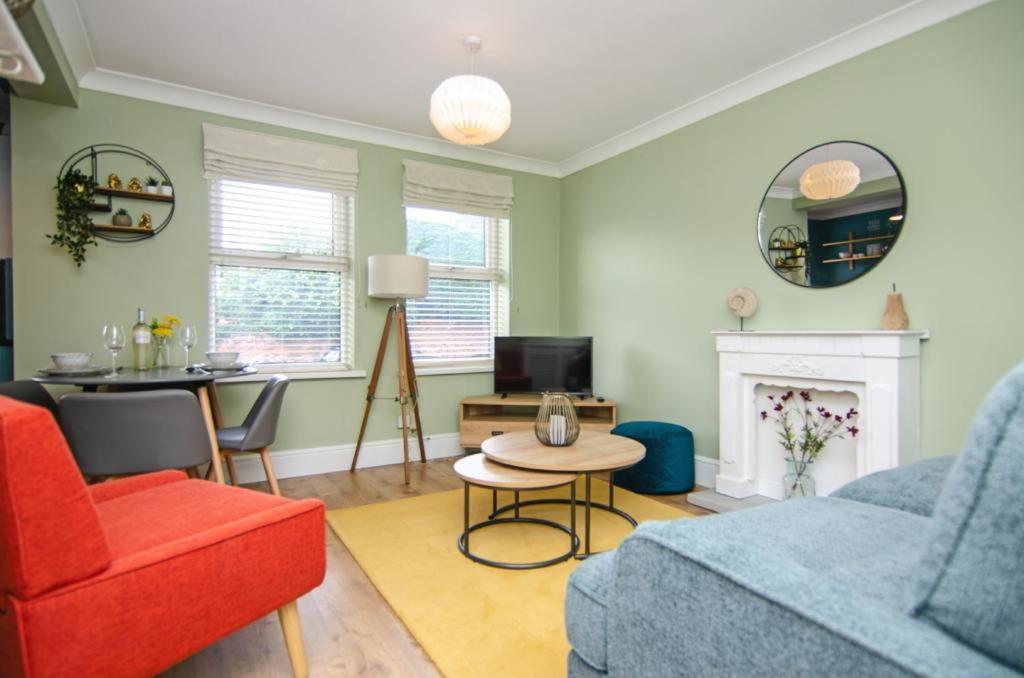 Cosy Lichfield Apartment Zewnętrze zdjęcie
